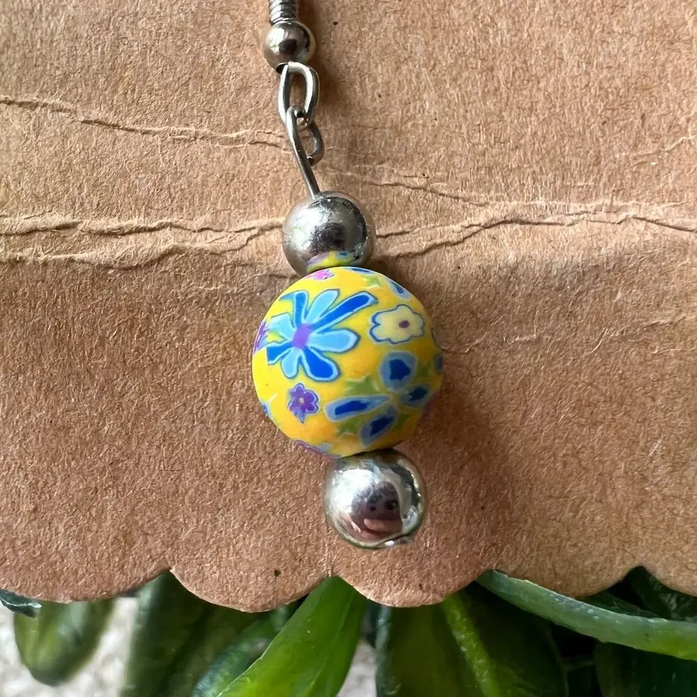 NEW Viva Beads Handmade Clay Round Yellow Floral Print Dangle Earrings